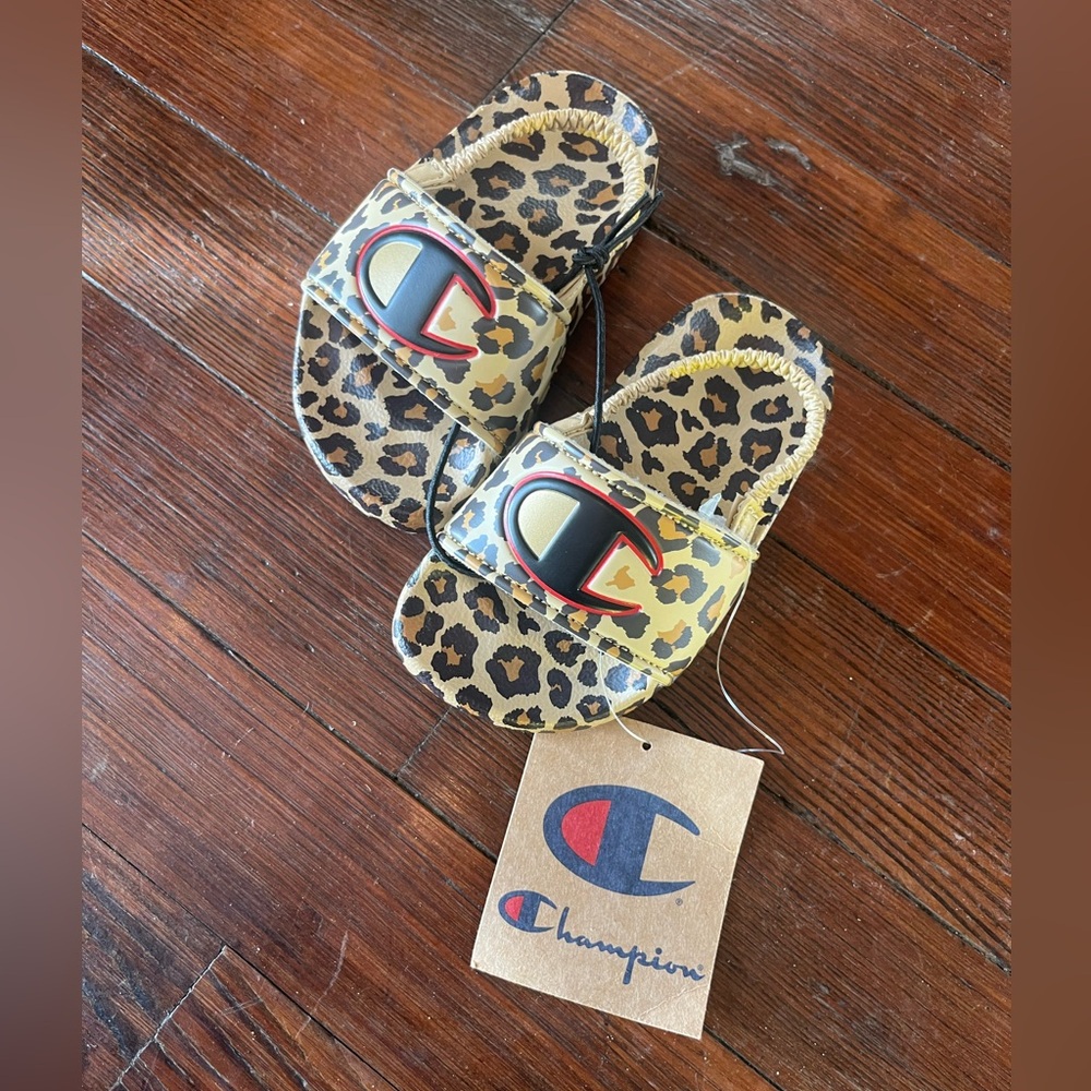 Champion Toddler black leopard print sandals size 5